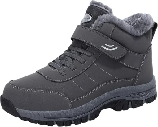 Winter shoes liquidation pallets