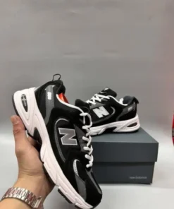 Wholesale sneaker pallets Europe